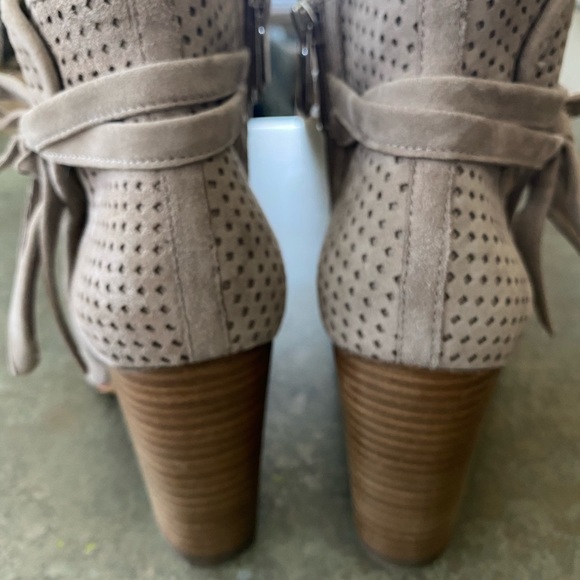 Sam Edelman - Picture 3 of 4